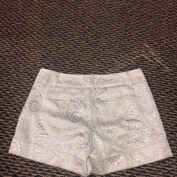 Sparkly, crisp white shorts! - Picture 7 of 8